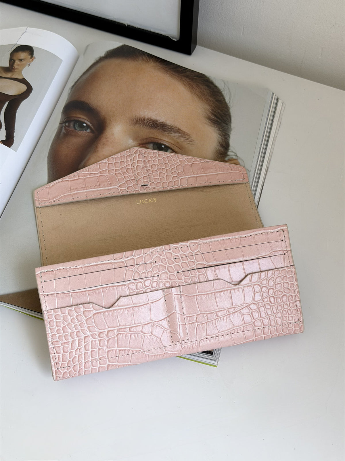 Conveneer wallet