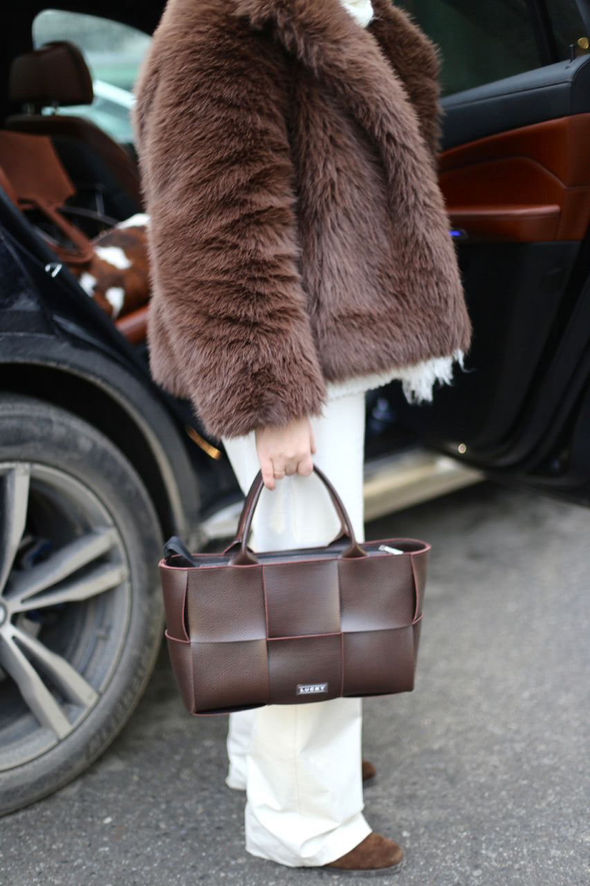 Tote Bag April