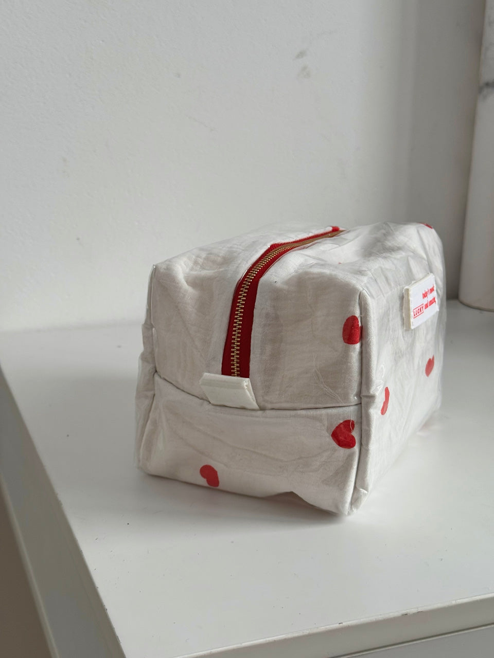 Fabric cosmetic bag Т