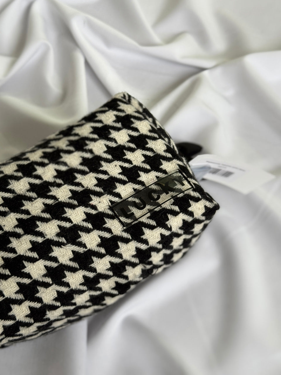Fabric cosmetic bag Т