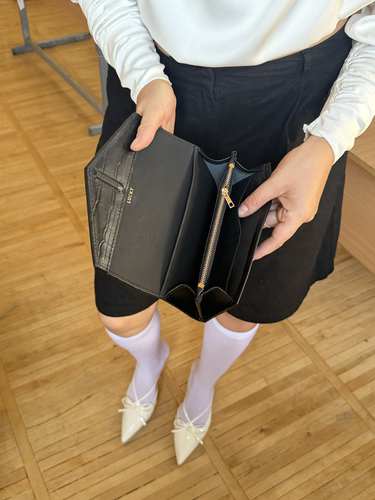 Conveneer wallet