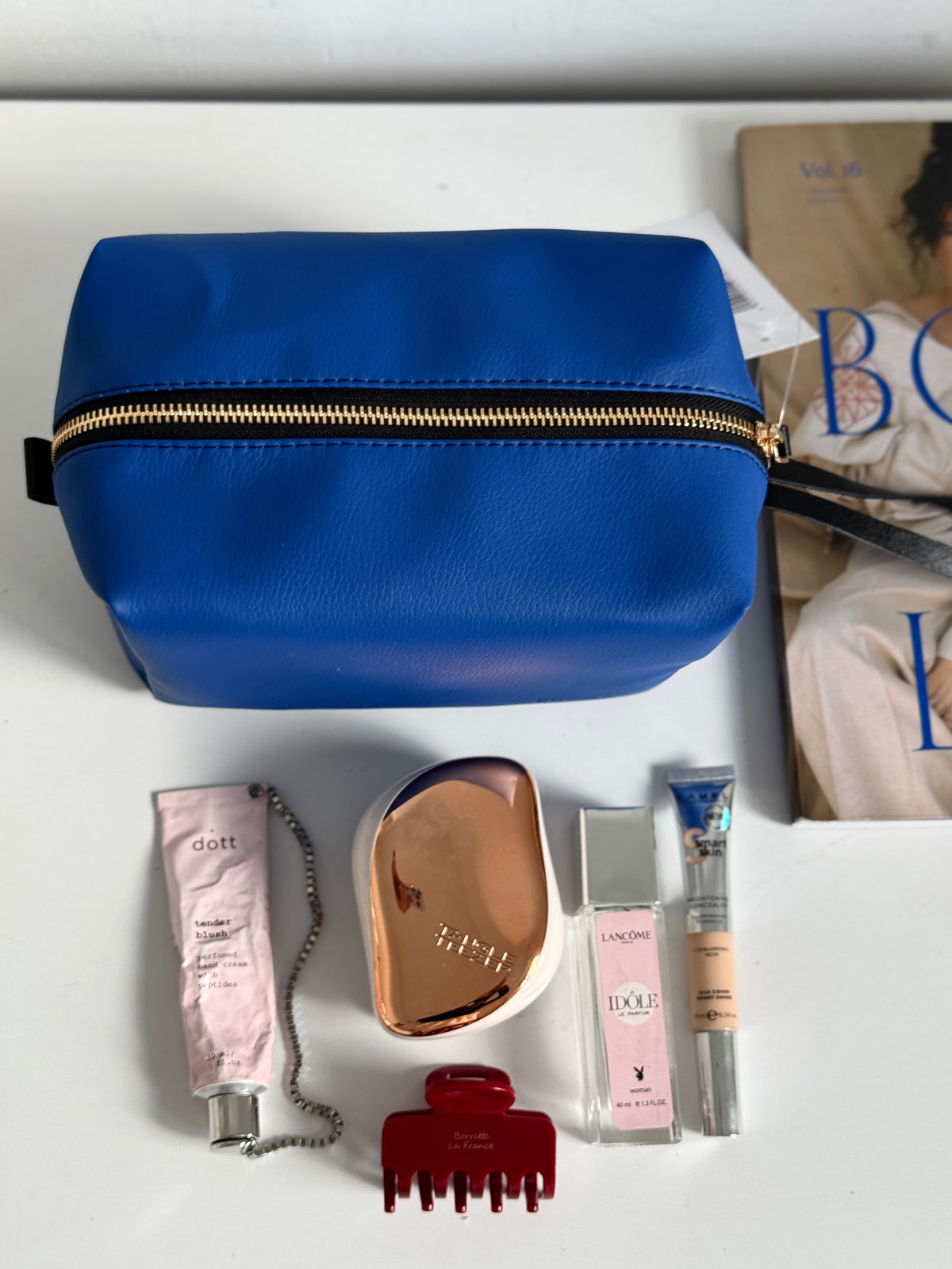 Fabric cosmetic bag Т