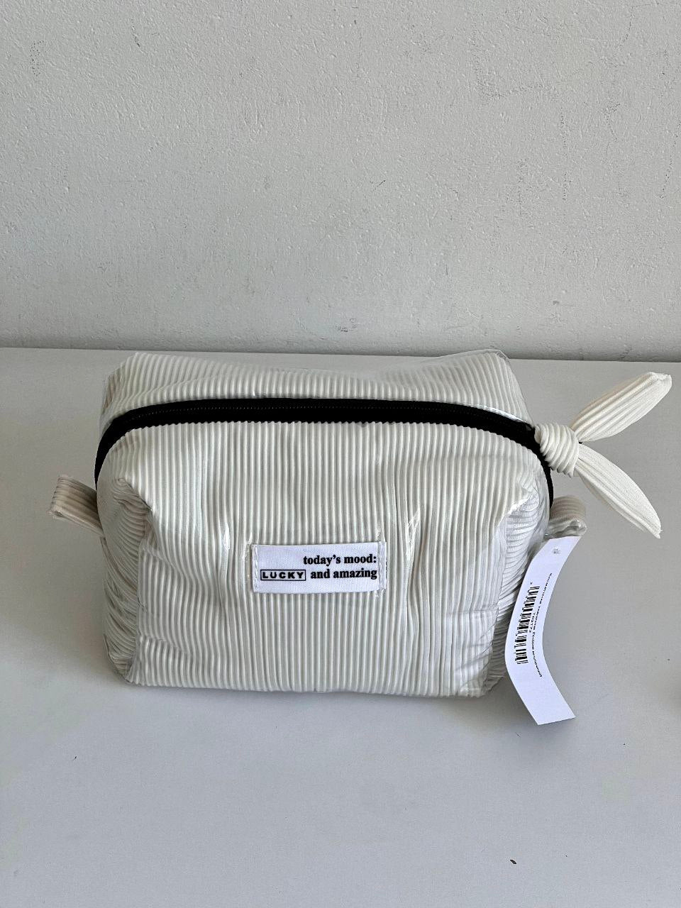 Fabric cosmetic bag Т