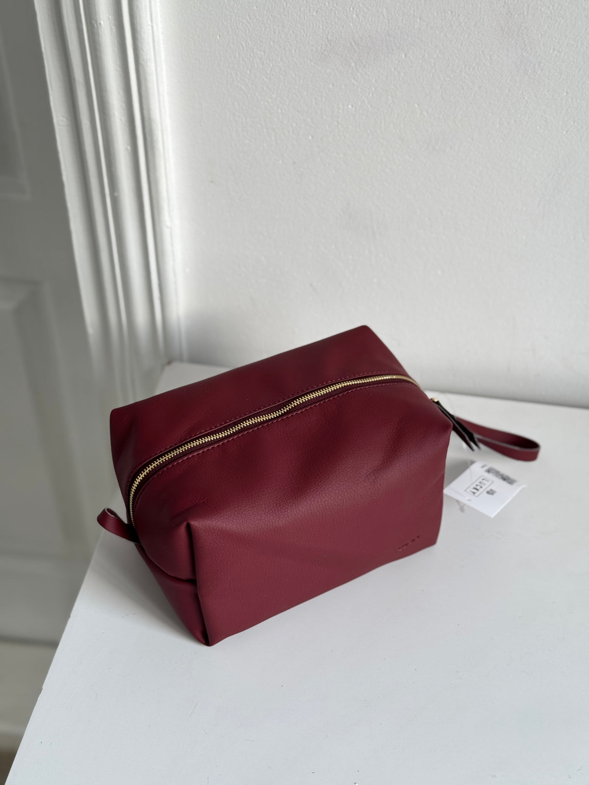 Fabric cosmetic bag Т