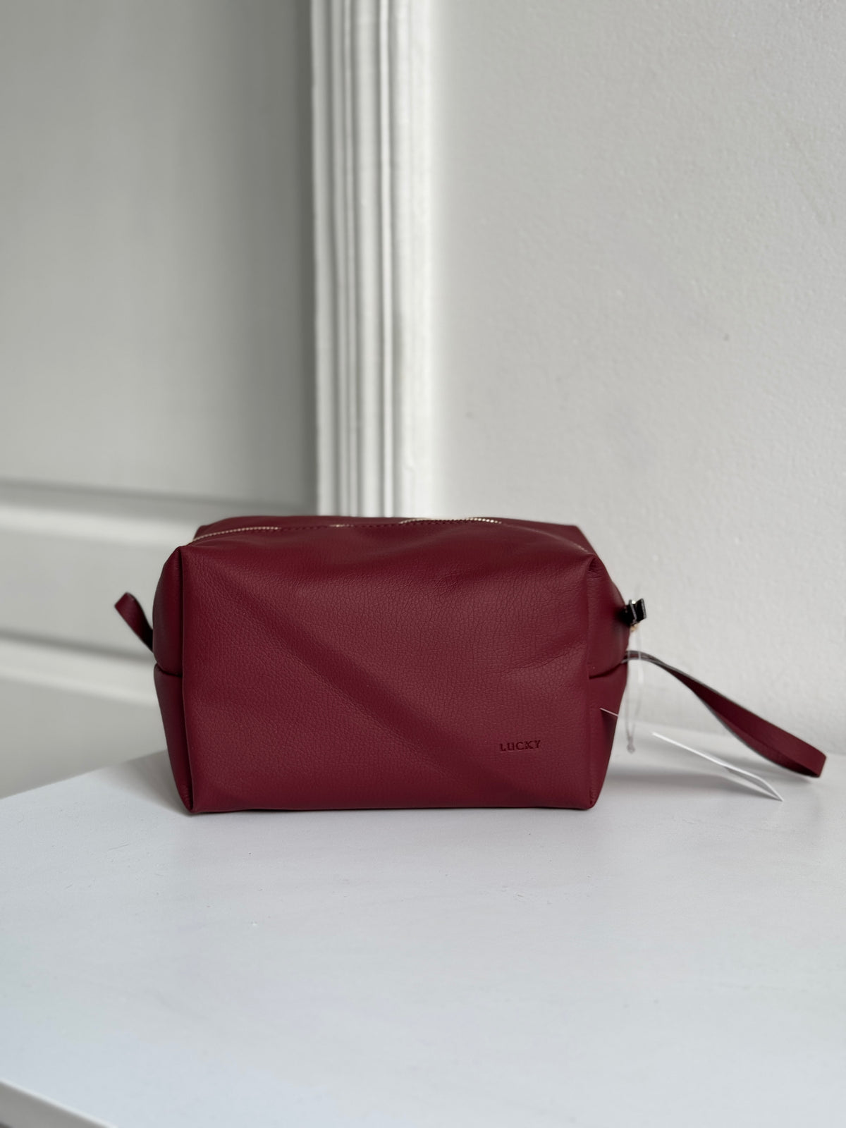 Fabric cosmetic bag Т