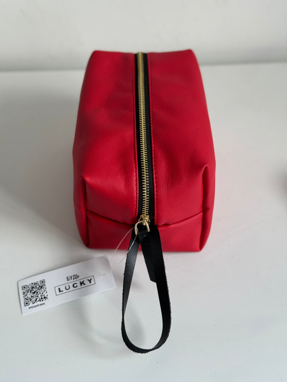 Fabric cosmetic bag Т