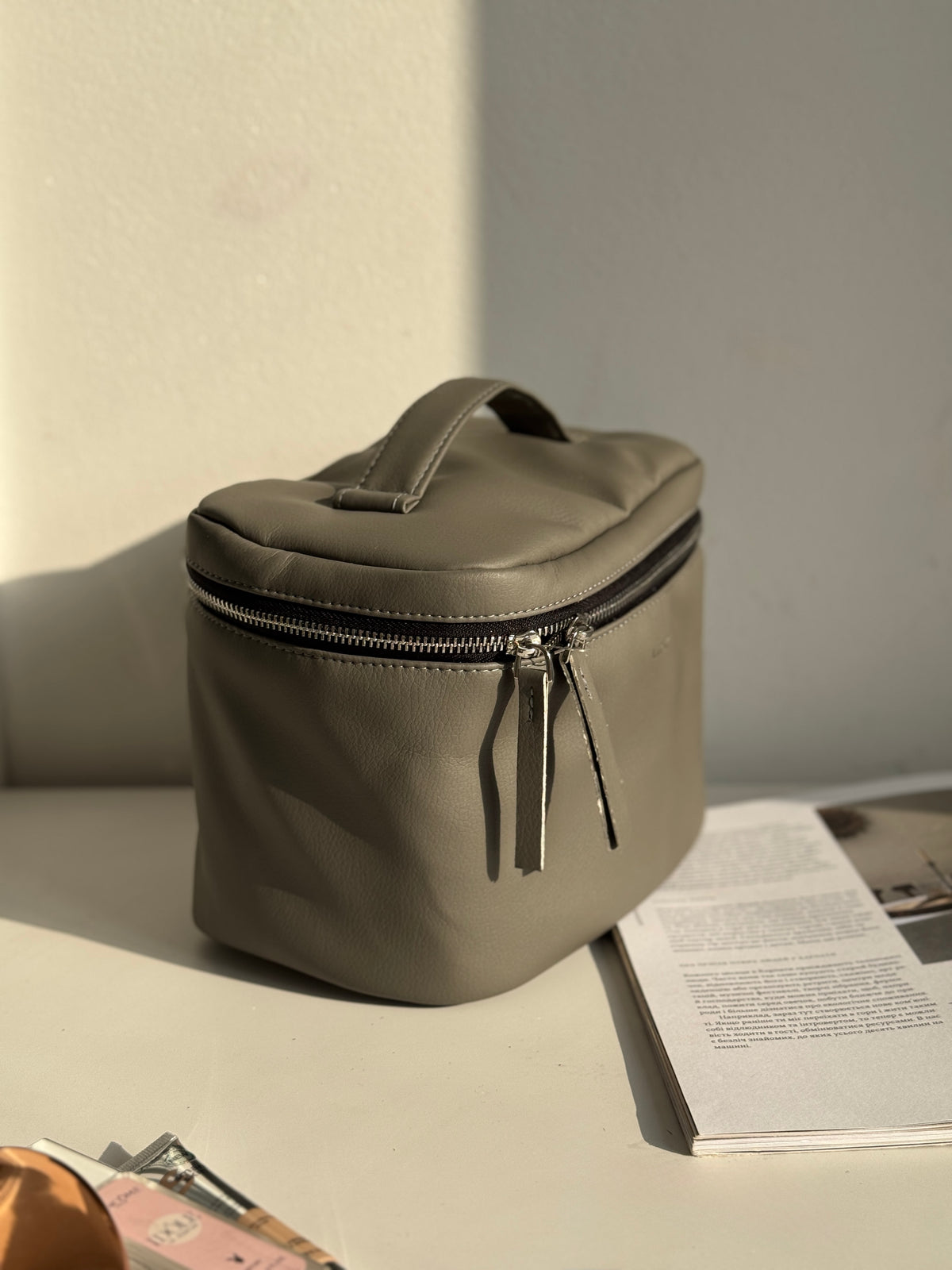 Beauty Box Cosmetic Bag Т