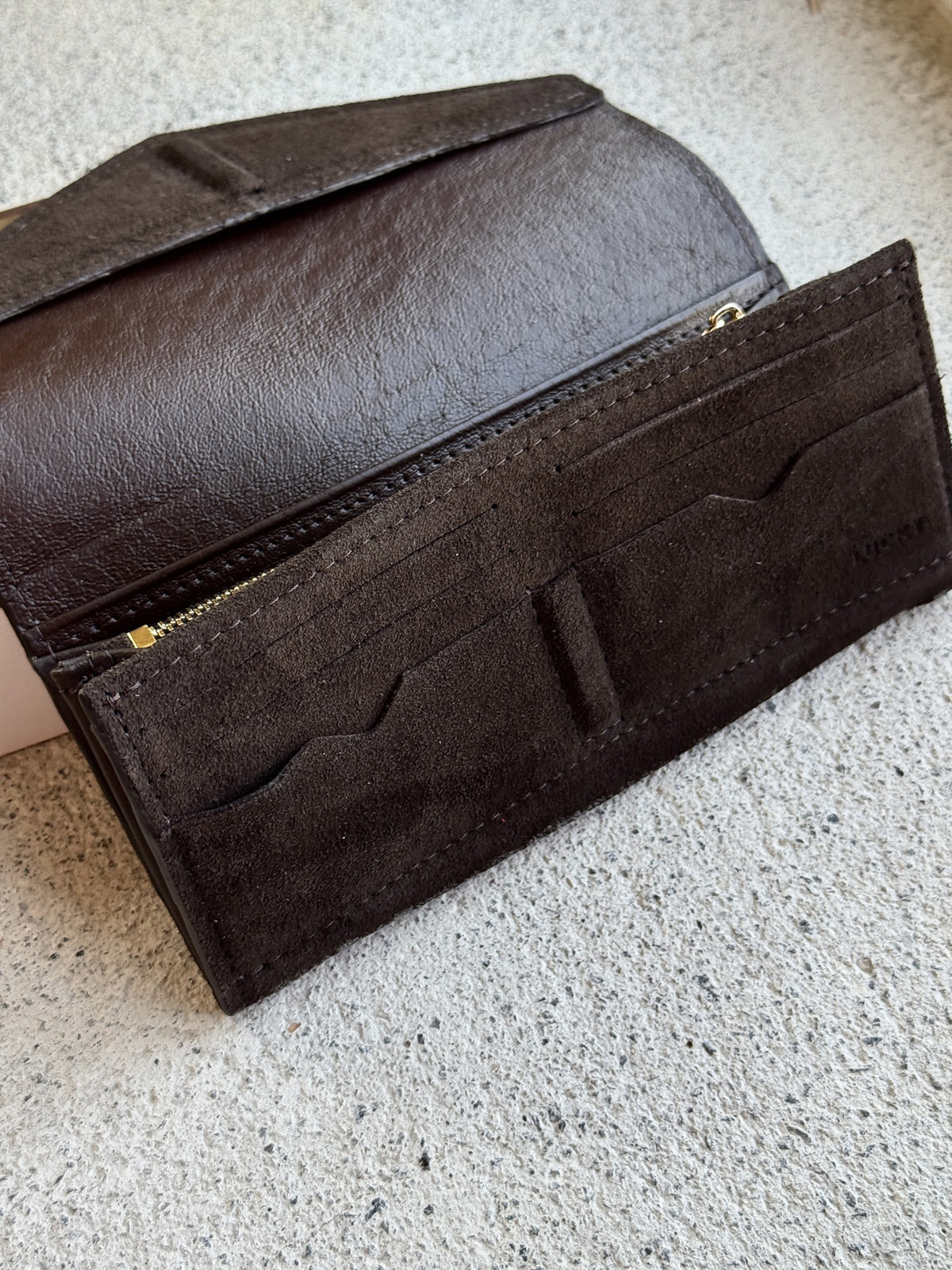 Conveneer wallet