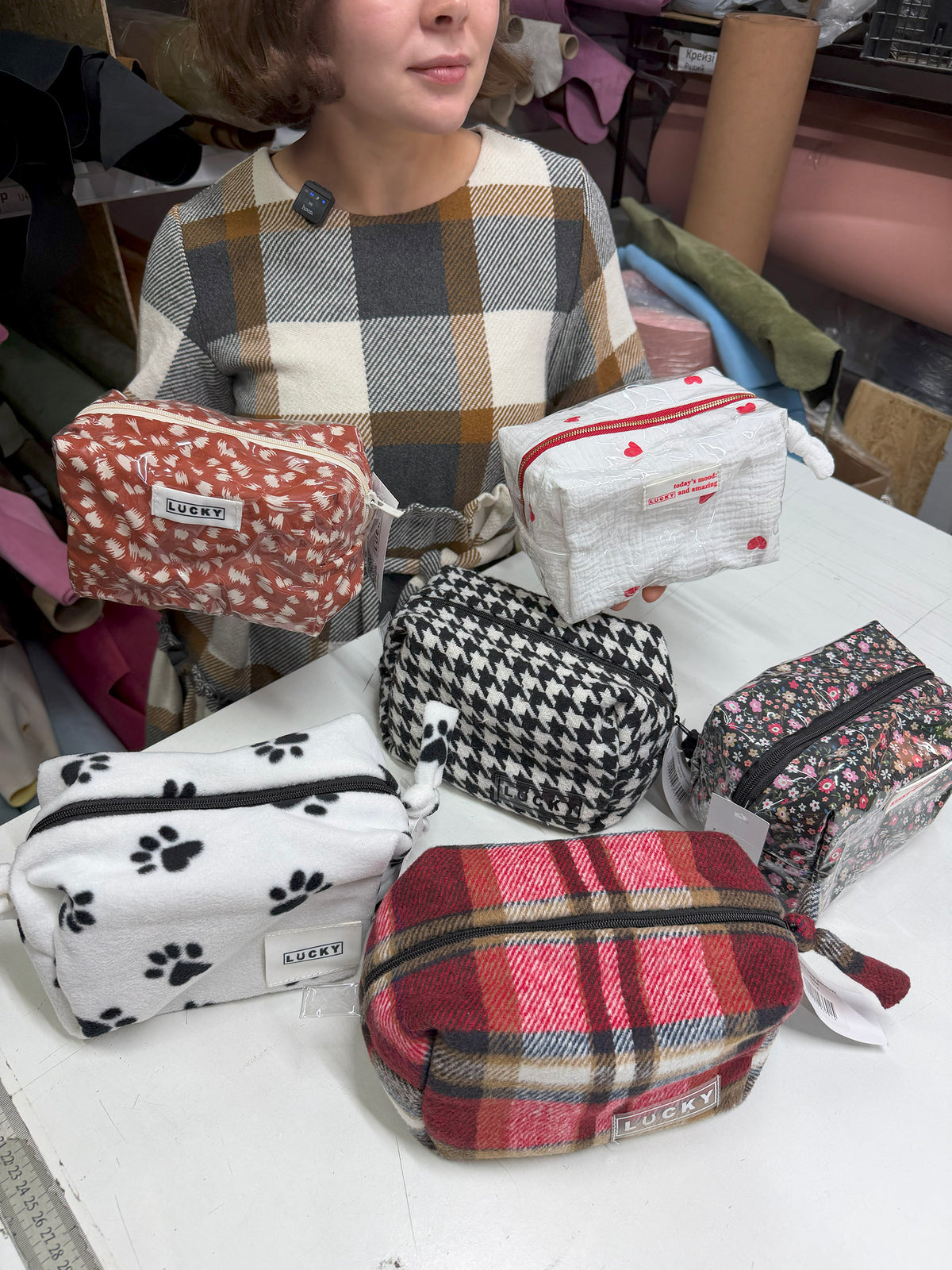 Fabric cosmetic bag Т