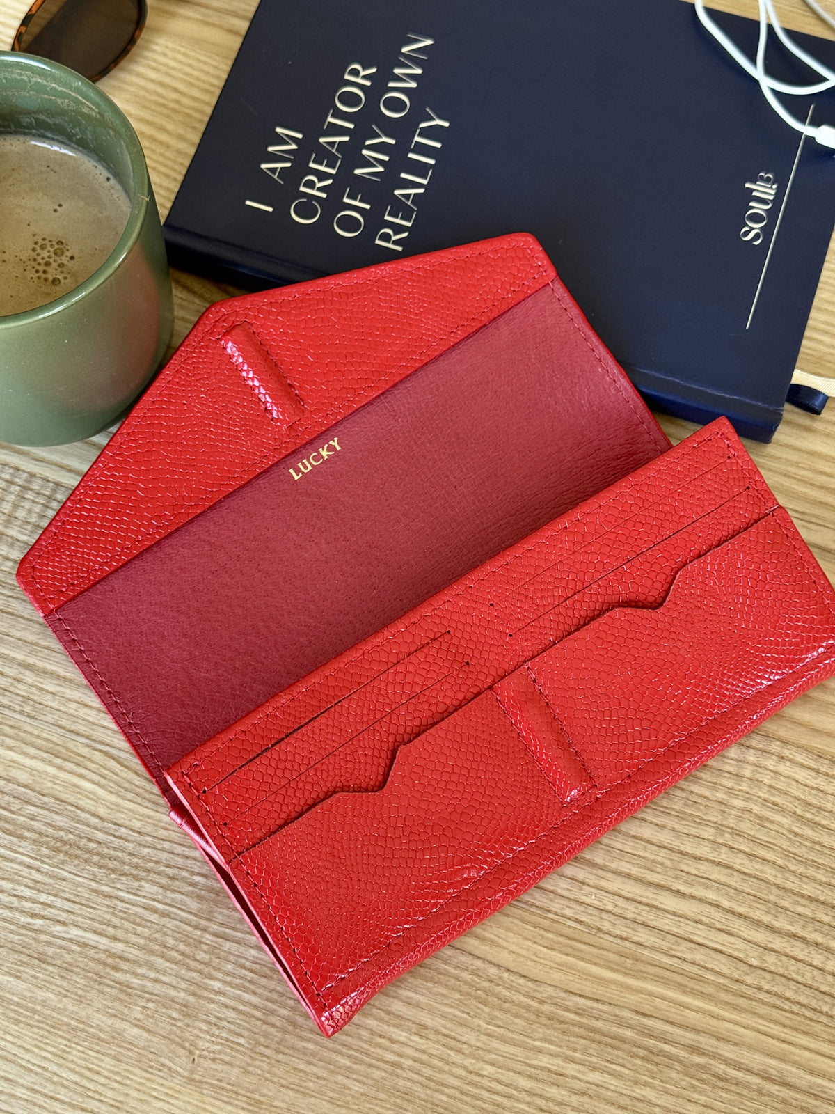 Conveneer wallet