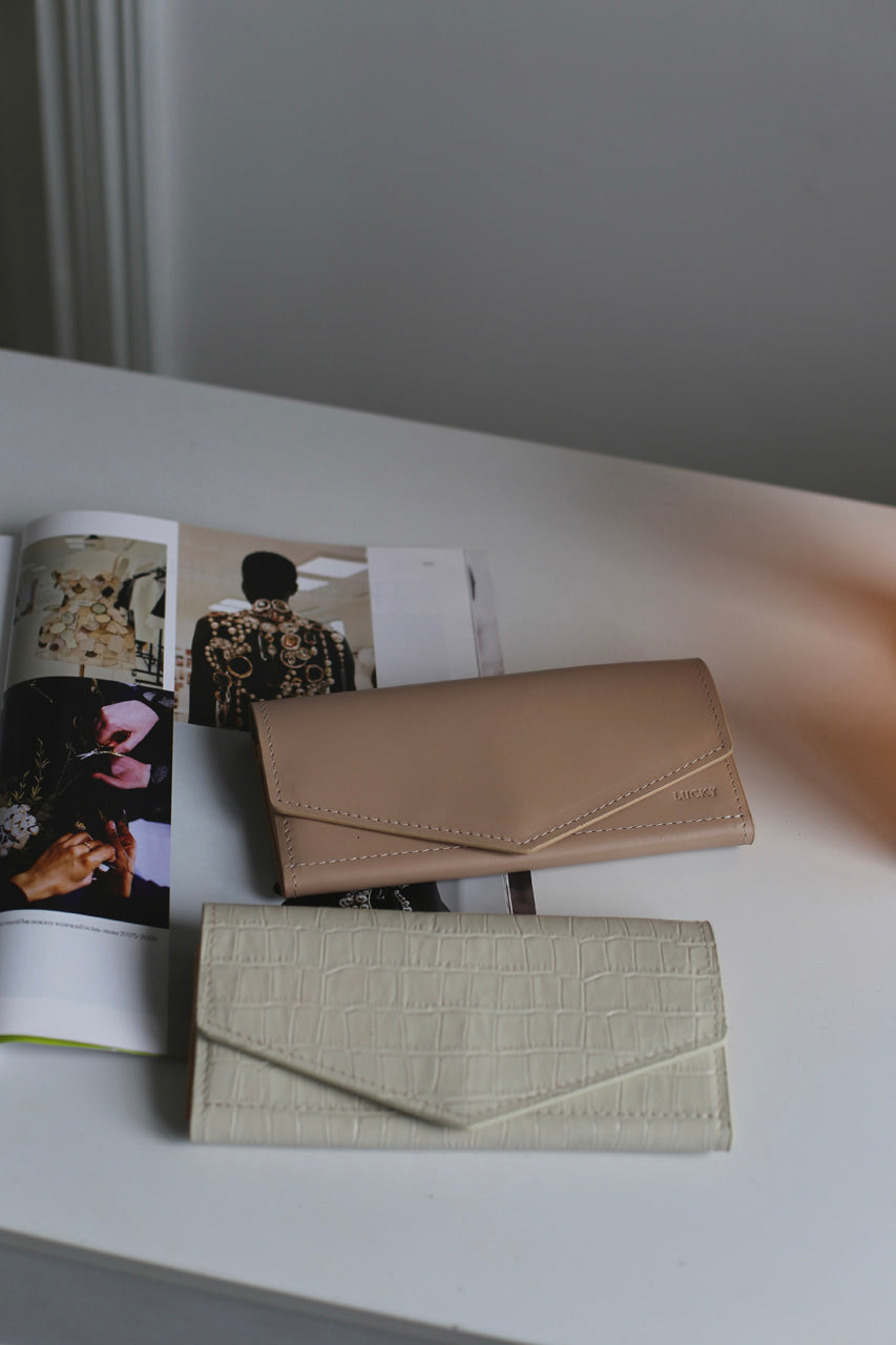 Conveneer wallet